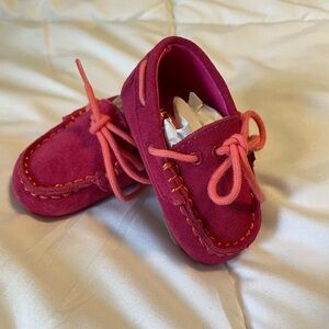 Brand new baby shoes